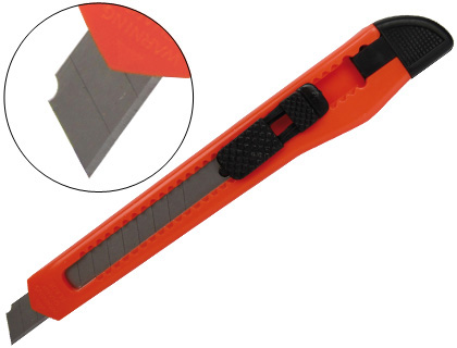 CUTER Q-CONNECT PLASTICO ESTRECHO CUCHILLA 9 MM XD-04 BLISTER 1 UNIDAD