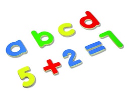 [16202] JUEGO ANDREUTOYS LETRAS Y NUMEROS MAGNETICOS 75 PIEZAS 20,6X19X4,5 CM