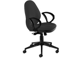 [939/4] SILLA ROCADA CON BRAZOS COLOR NEGRO DIAMETRO BASE 700 MM RESPALDO DE 500 MM X 470 MM